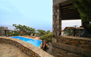 Hotel Pyrgos
