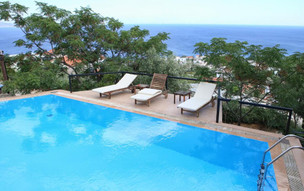 Hotel Pyrgos