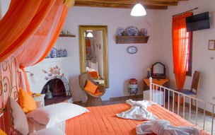 Skyrian room