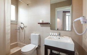 Hydroussa Hotel