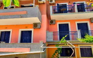 Irini Studios & Maisonettes
