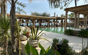 Mako Sea & Suites