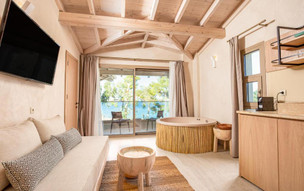 Mako Sea & Suites