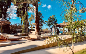Mako Sea & Suites