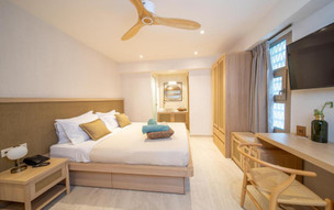 Mako Sea & Suites