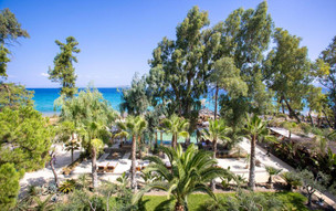 Mako Sea & Suites