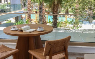 NUSA suites & villas