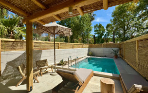 NUSA suites & villas