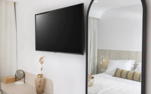 NUSA suites & villas