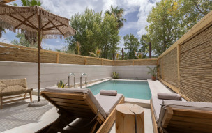 NUSA suites & villas
