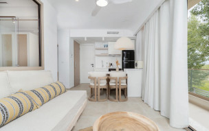 NUSA suites & villas