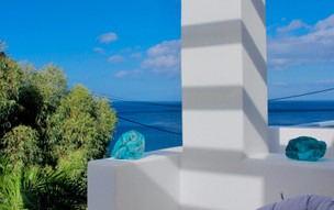Enilion Luxury Suites