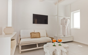 Enilion Luxury Suites