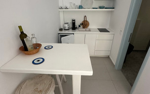 Enilion Luxury Suites