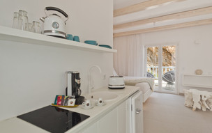 Enilion Luxury Suites