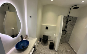 Enilion Luxury Suites