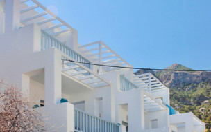 Enilion Luxury Suites