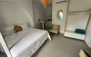Enilion Luxury Suites