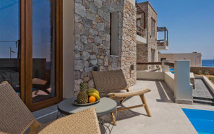 Ypsilos Suites