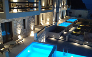 Ypsilos Suites