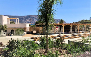 Helios Beach Hotel & Bungalows