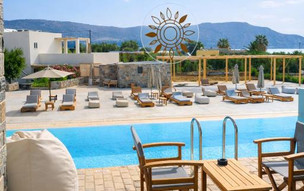 Helios Beach Hotel & Bungalows