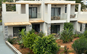 Helios Beach Hotel & Bungalows