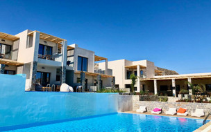 Helios Beach Hotel & Bungalows