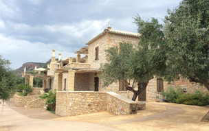 Kolokotronis Hotel