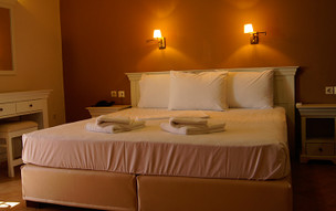 Kolokotronis Hotel