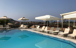Kolokotronis Hotel