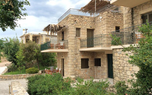 Kolokotronis Hotel