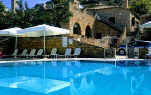 Kolokotronis Hotel