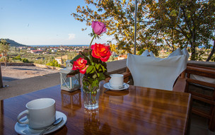 Kolokotronis Hotel