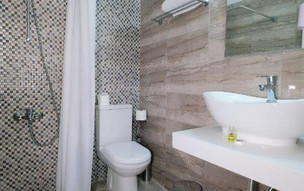 Hotel Limnia Gi