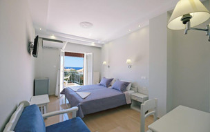Hotel Limnia Gi