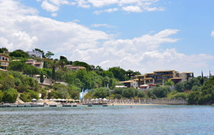Pláž Agios Nikolaos