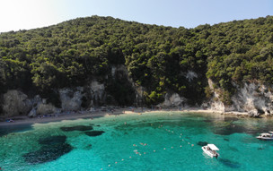 Pláž Pisina (Blue Lagoon)