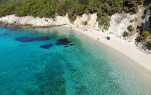 Pláž Pisina (Blue Lagoon)