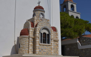 Kostel nad městem - Agios Savvas