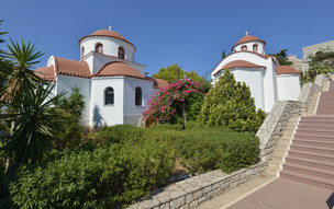 Kostel nad městem - Agios Savvas