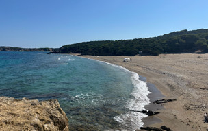 Pláž Agios Petros