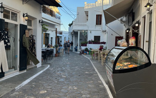 Skyros - město