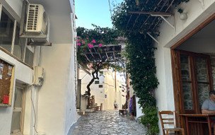Skyros - město