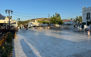 Skyros - město