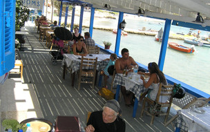 Lefkos