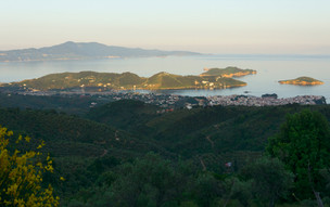 Skiathos - město
