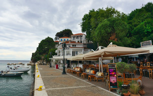 Skiathos - město