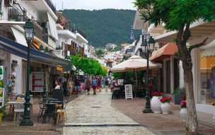 Skiathos - město