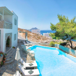 Yperia hotel24